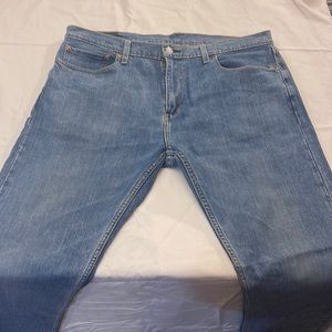 Levi’s 513 jeans